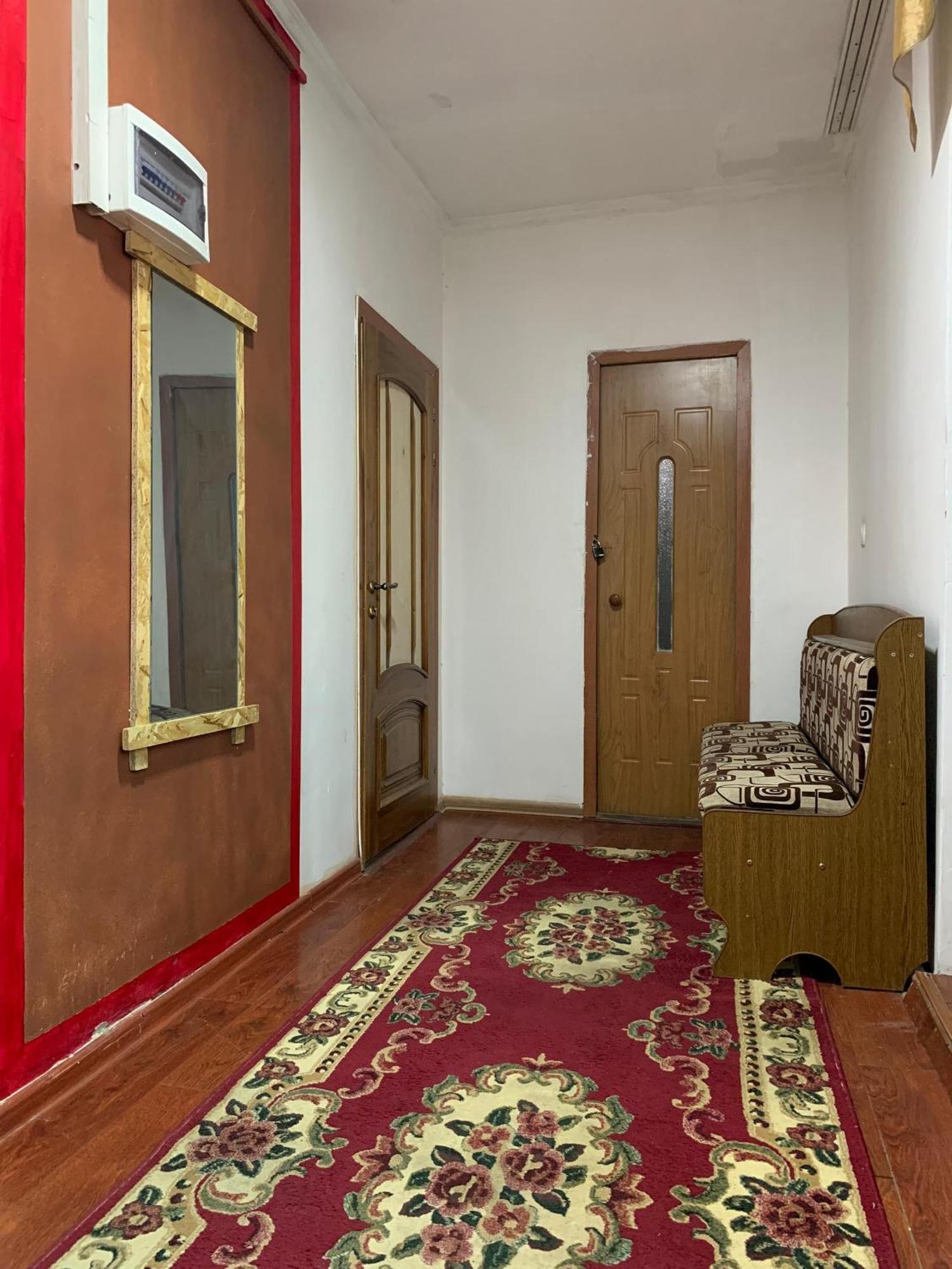 Bozui Hostel Bishkek Exterior foto