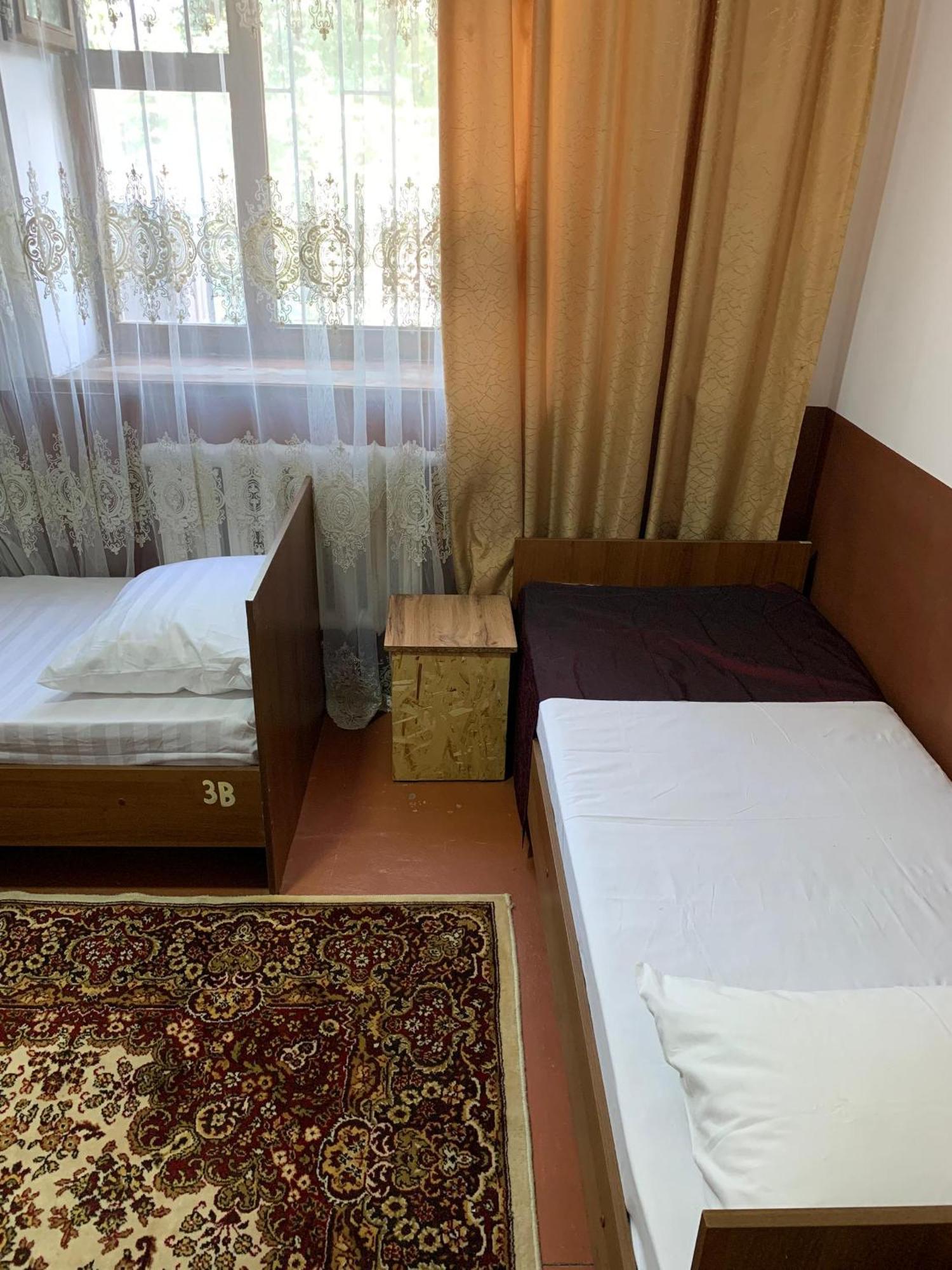 Bozui Hostel Bishkek Exterior foto